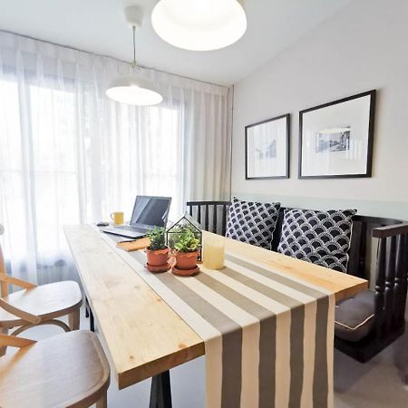 Snoozy Guesthouse Phuket المظهر الخارجي الصورة