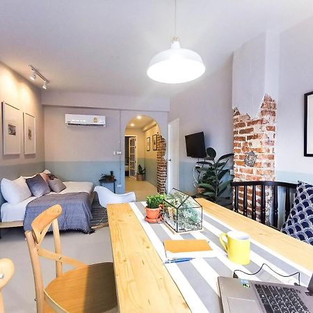 Snoozy Guesthouse Phuket المظهر الخارجي الصورة