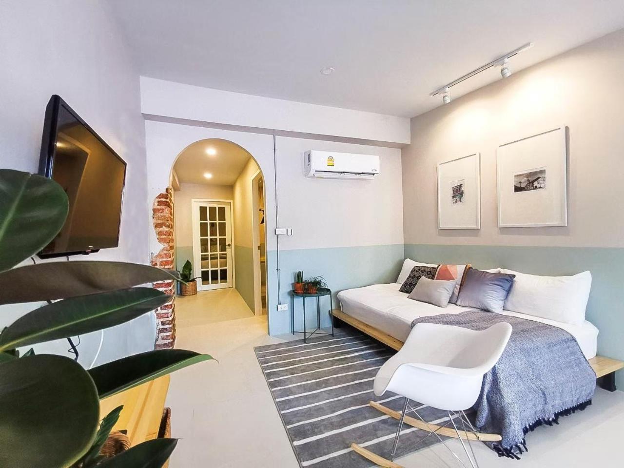 Snoozy Guesthouse Phuket المظهر الخارجي الصورة