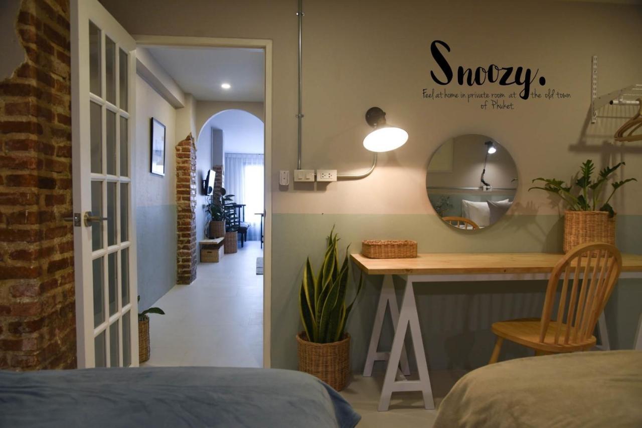 Snoozy Guesthouse Phuket المظهر الخارجي الصورة