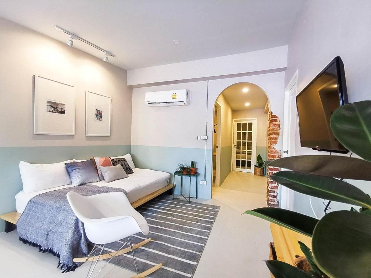 Snoozy Guesthouse Phuket المظهر الخارجي الصورة