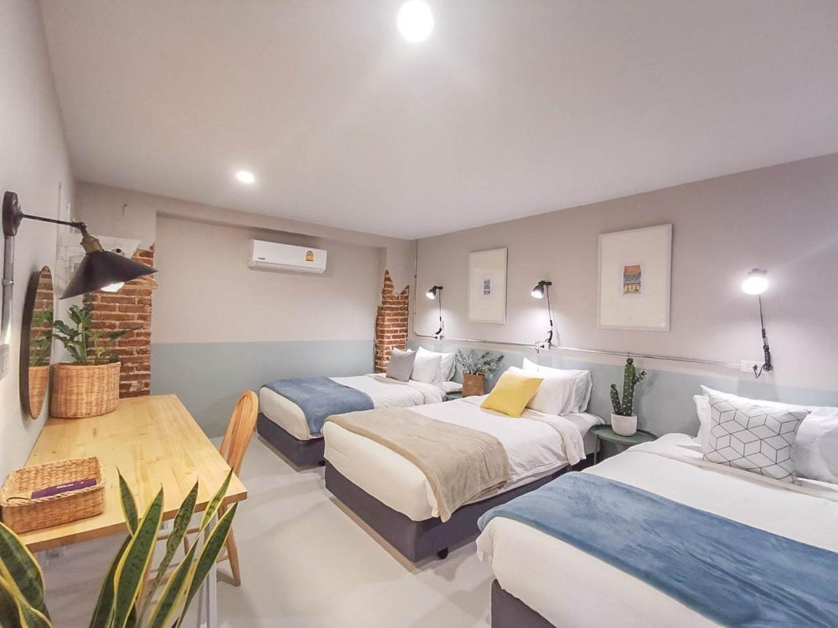 Snoozy Guesthouse Phuket المظهر الخارجي الصورة