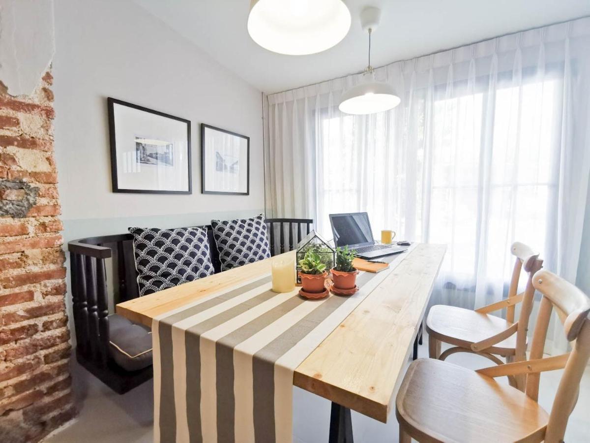 Snoozy Guesthouse Phuket المظهر الخارجي الصورة